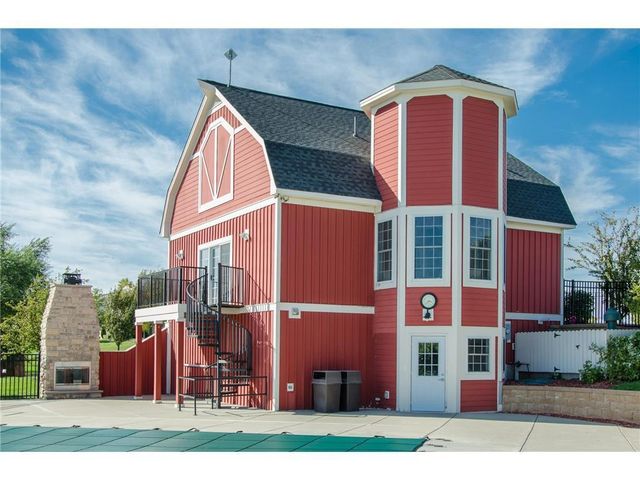 11619 E Laketowne Drive, Albertville, MN 55301