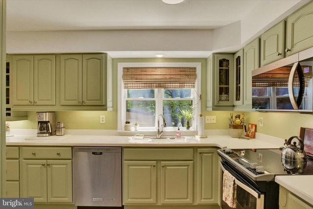 265 S HOMESTEAD DR, Landisville, PA 17538