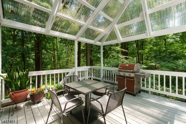 30 Poor Farm Rd, Hopewell Twp., NJ 08534