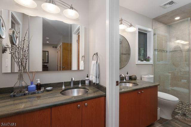 30 Poor Farm Rd, Hopewell Twp., NJ 08534
