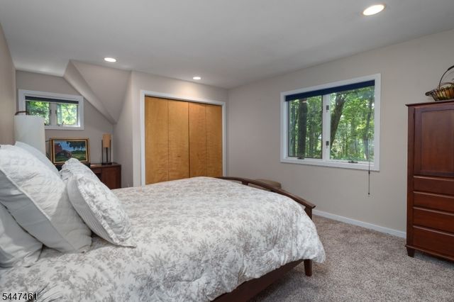 30 Poor Farm Rd, Hopewell Twp., NJ 08534