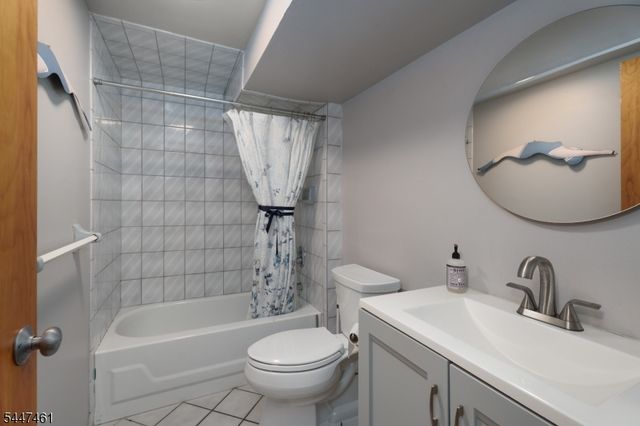 30 Poor Farm Rd, Hopewell Twp., NJ 08534