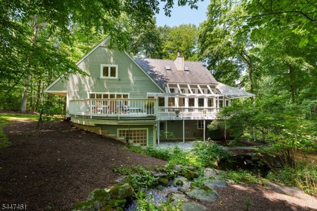 30 Poor Farm Rd, Hopewell Twp., NJ 08534