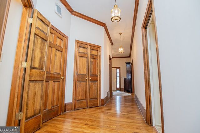 211 Habersham Place, Carrollton, GA 30117
