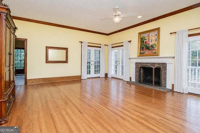 211 Habersham Place, Carrollton, GA 30117