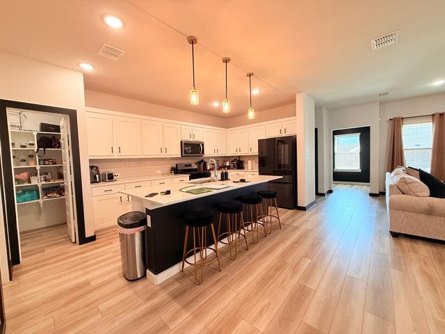 2820 Spring Side Drive, Royse City, TX 75189