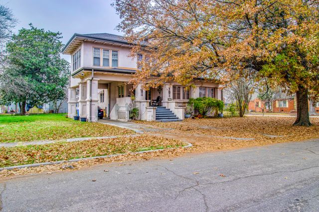 227 D Street NW, Miami, OK 74354