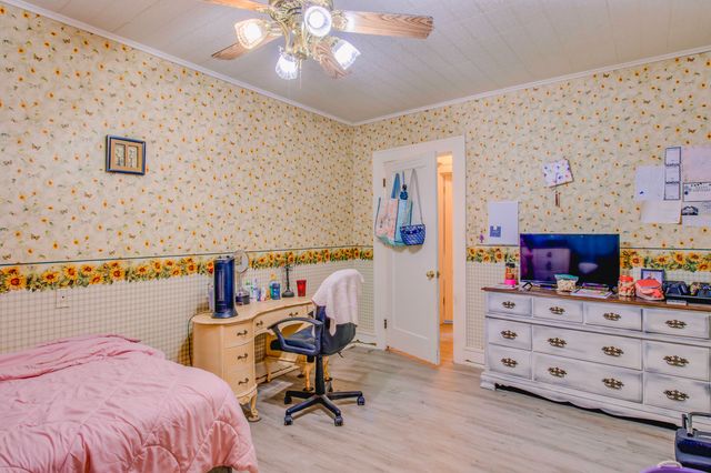 227 D Street NW, Miami, OK 74354