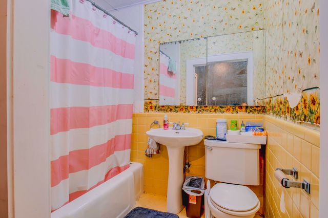 227 D Street NW, Miami, OK 74354