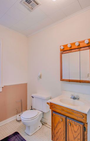 227 D Street NW, Miami, OK 74354