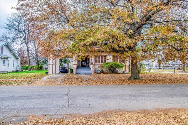 227 D Street NW, Miami, OK 74354