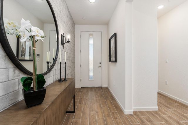 6698 E Home Avenue, Fresno, CA 93727