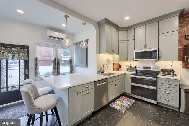 803 N DUKE ST, Lancaster, PA 17602
