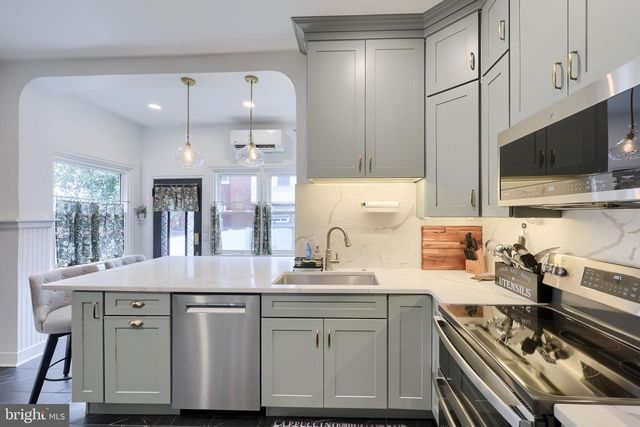 803 N DUKE ST, Lancaster, PA 17602