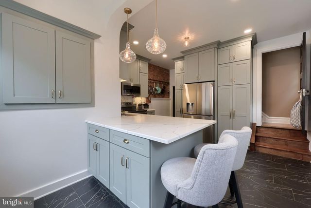 803 N DUKE ST, Lancaster, PA 17602