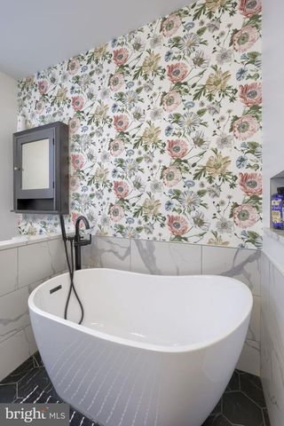803 N DUKE ST, Lancaster, PA 17602