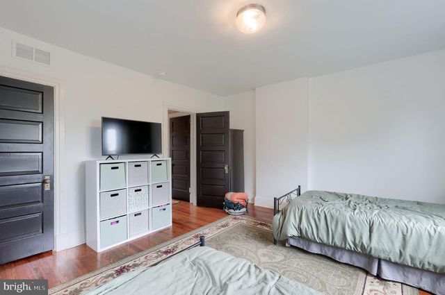803 N DUKE ST, Lancaster, PA 17602