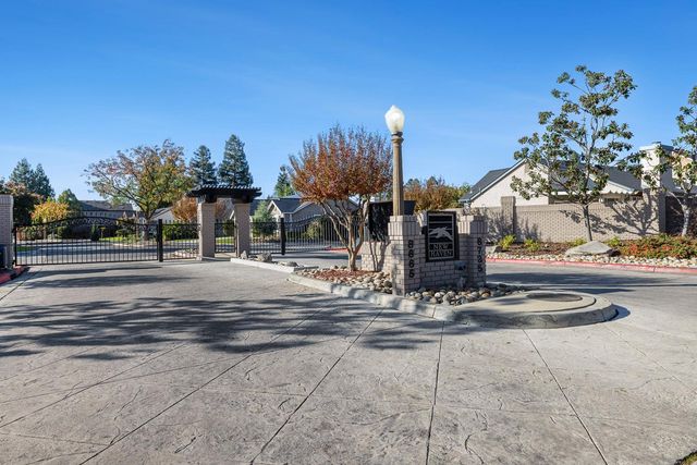 8735 N Cedar Avenue # 147, Fresno, CA 93720