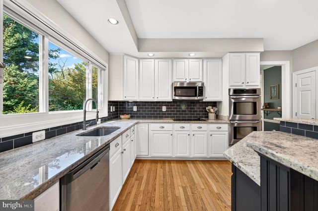 8 HALLER CT, Poolesville, MD 20837