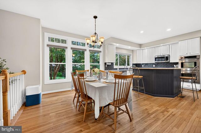 8 HALLER CT, Poolesville, MD 20837