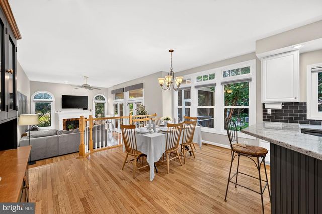 8 HALLER CT, Poolesville, MD 20837