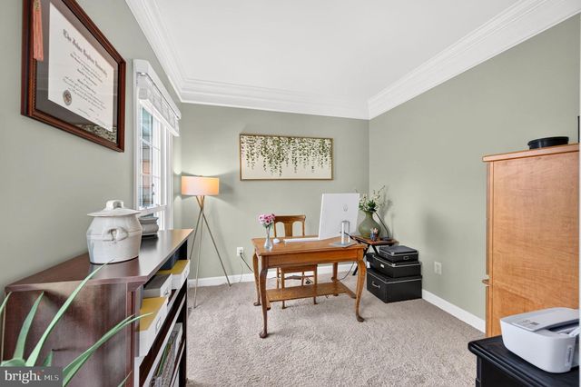 8 HALLER CT, Poolesville, MD 20837