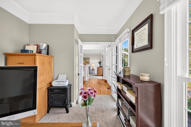 8 HALLER CT, Poolesville, MD 20837
