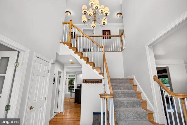 8 HALLER CT, Poolesville, MD 20837