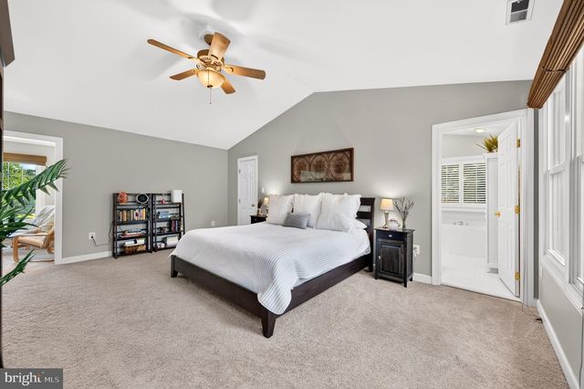 8 HALLER CT, Poolesville, MD 20837