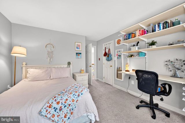 8 HALLER CT, Poolesville, MD 20837