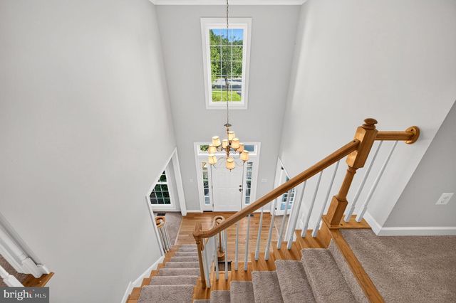 8 HALLER CT, Poolesville, MD 20837