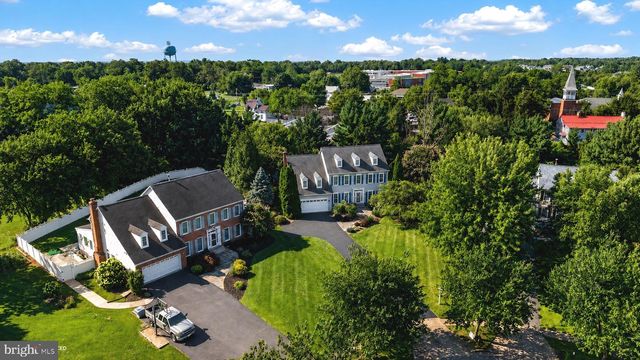 8 HALLER CT, Poolesville, MD 20837