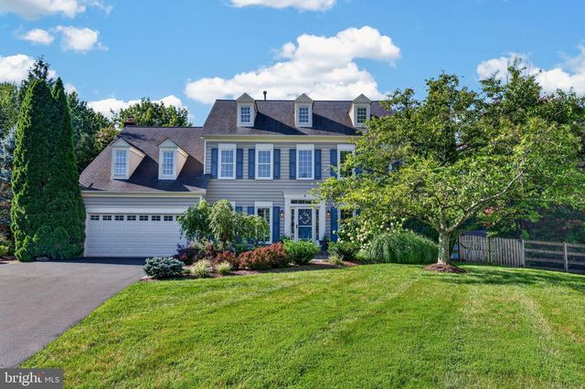 8 HALLER CT, Poolesville, MD 20837
