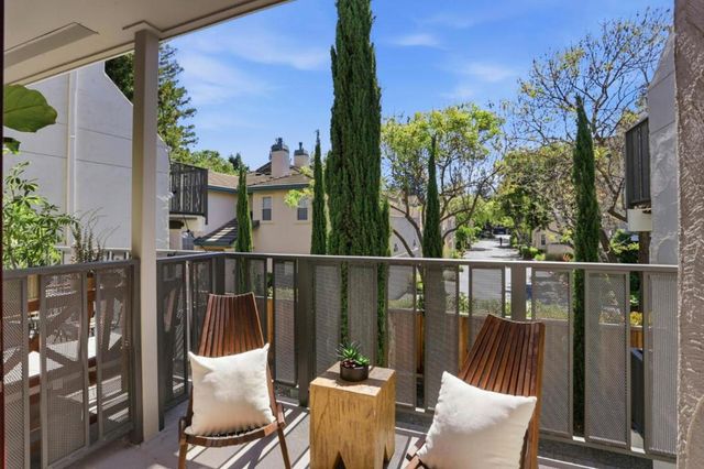 4159 El Camino Way M, Palo Alto, CA 94306