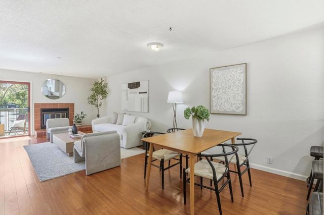 4159 El Camino Way M, Palo Alto, CA 94306