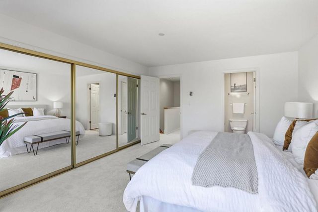 4159 El Camino Way M, Palo Alto, CA 94306