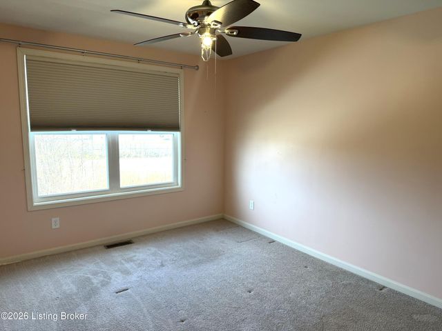 138 Ardmore Crossing Dr, Shelbyville, KY 40065