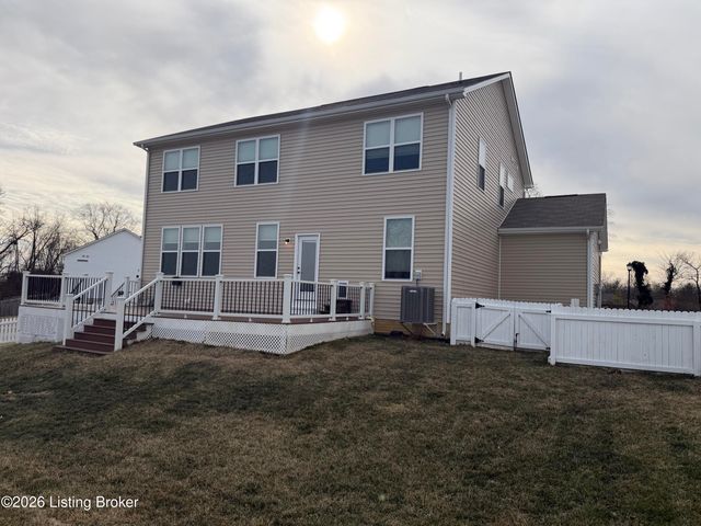 138 Ardmore Crossing Dr, Shelbyville, KY 40065