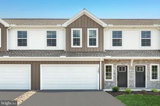 7863 BRIARWOOD DR, Harrisburg, PA 17112