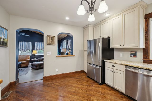 103 S Park St, Hohenwald, TN 38462