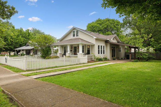103 S Park St, Hohenwald, TN 38462