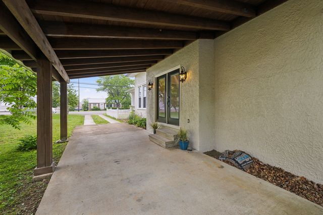 103 S Park St, Hohenwald, TN 38462