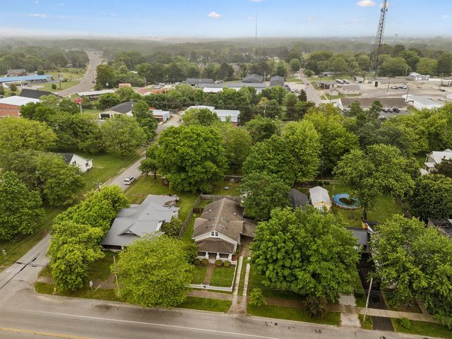103 S Park St, Hohenwald, TN 38462