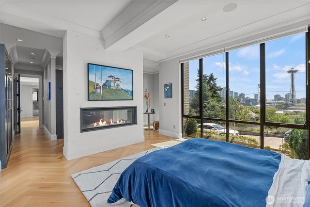 362 Ward Street, Seattle, WA 98109