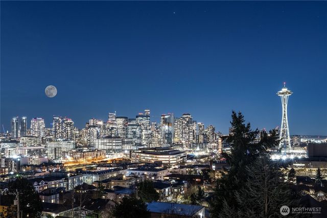 362 Ward Street, Seattle, WA 98109