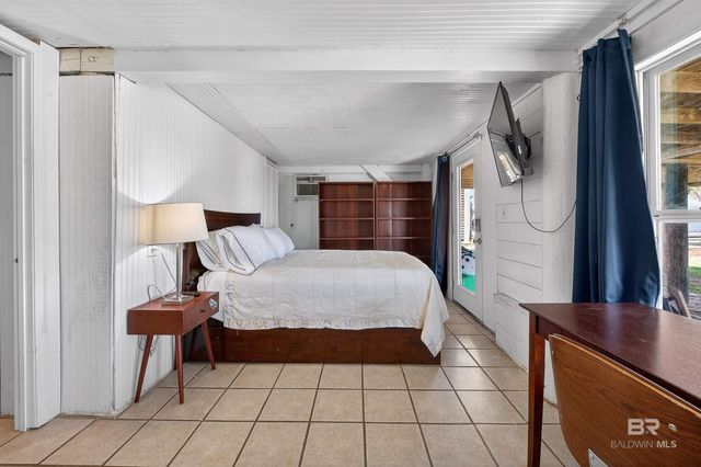 5386 Palmetto Drive, Orange Beach, AL 36561