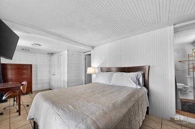 5386 Palmetto Drive, Orange Beach, AL 36561