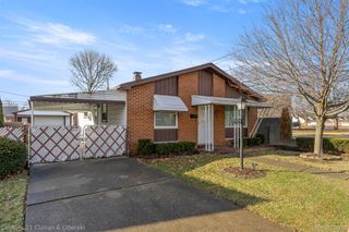 7120 Jackson Avenue, Taylor, MI 48180