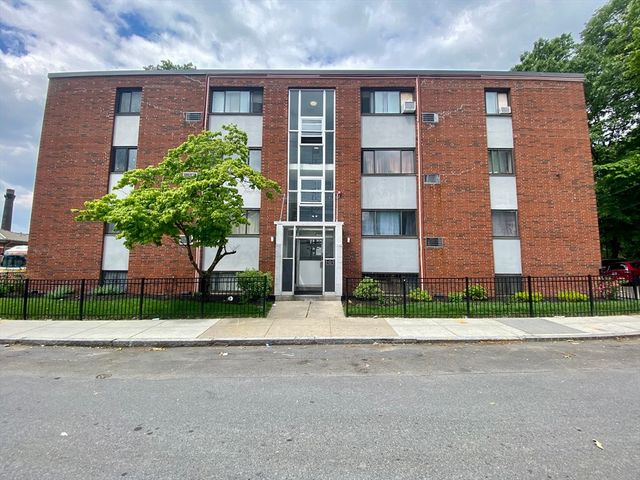 837 River St 14, Boston, MA 02136