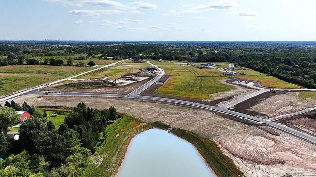 Lt73 TUNDRA COURT, Mequon, WI 53092